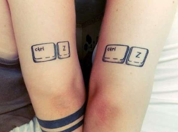 Tatuaje de mejores amigas Ctrl Z