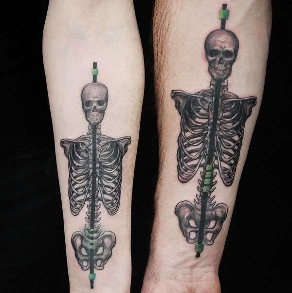 Tatuaje de mejores amigos - calaveras