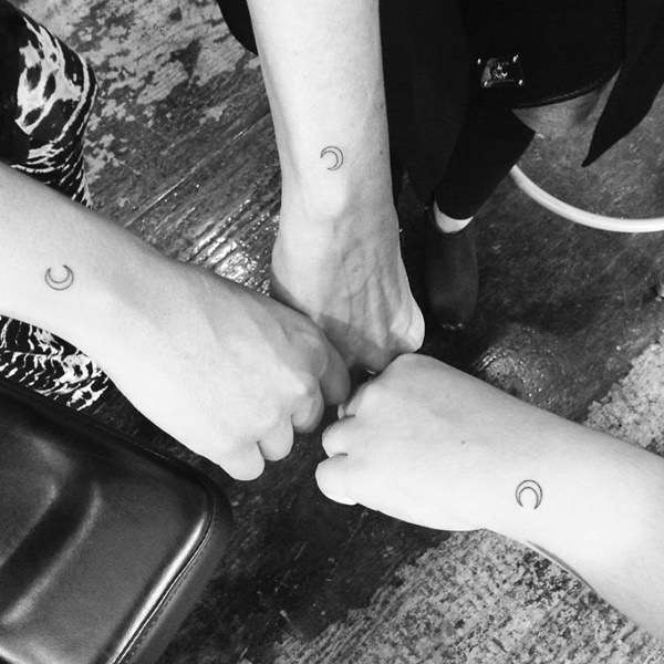 Tatuaje de mejores amigas - luna