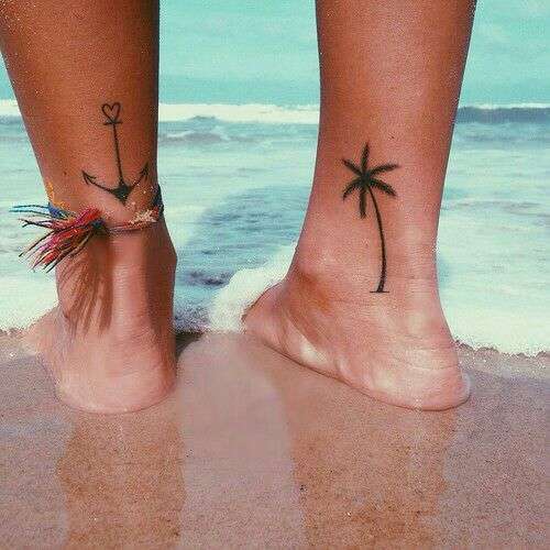 Tatuajes pequeños - palmera y ancla