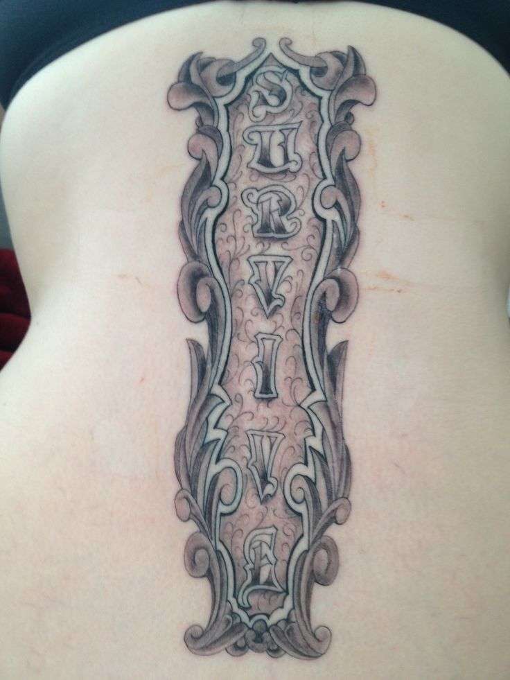 Tatuaje en la columna vertebral: Survive
