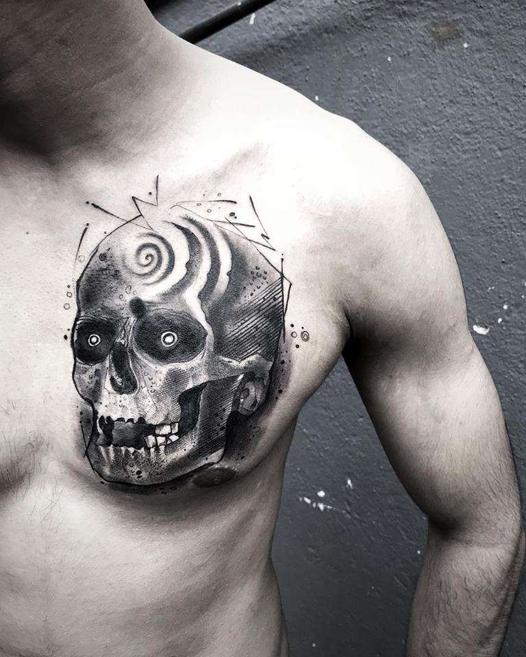 Tatuaje de calavera en el pecho