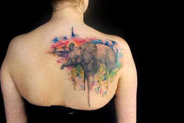 Tatuaje de elefante acuarela