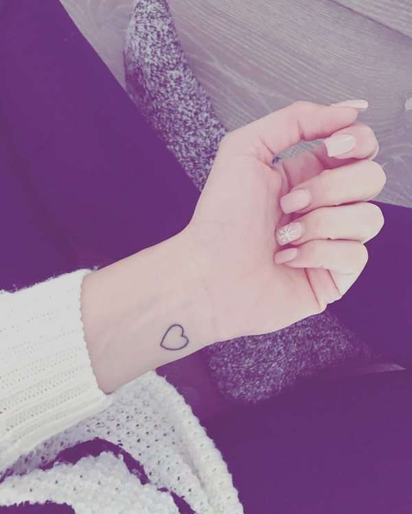 Tatuajes en la muñeca: corazón