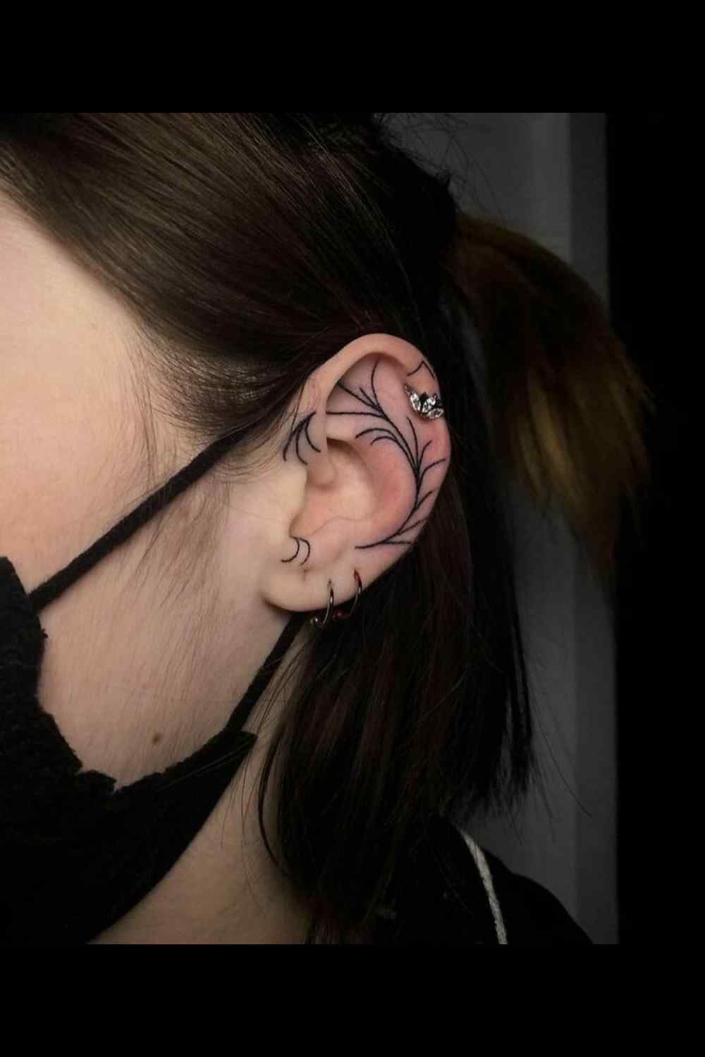 tatuajes en el oído