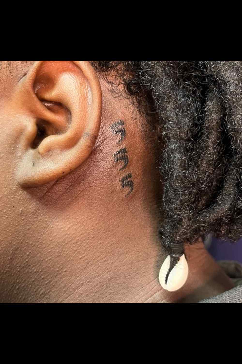 tatuajes en el oído