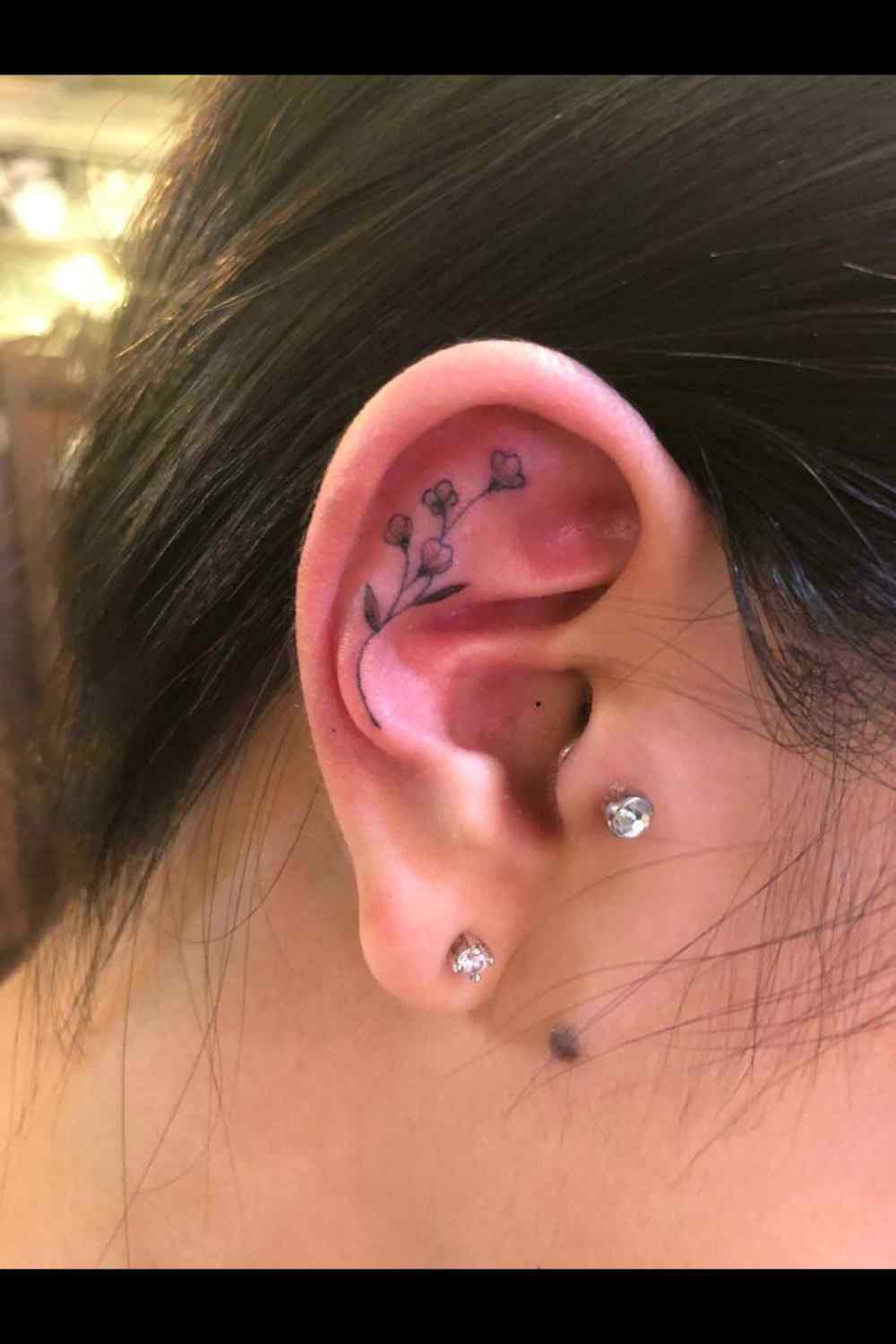 tatuajes en el oído