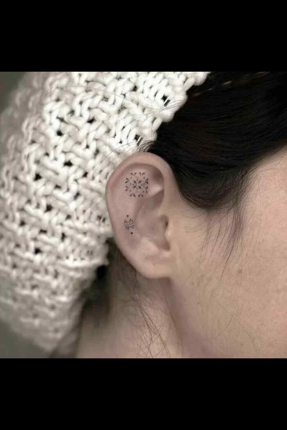 tatuajes en el oído