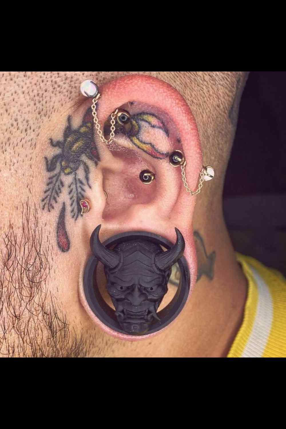 tatuajes en el oído