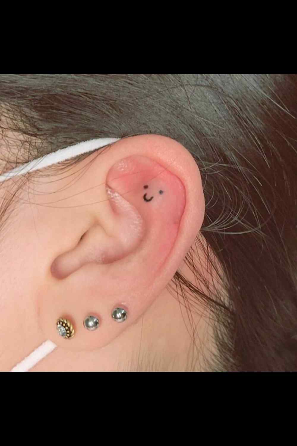 tatuajes en el oído