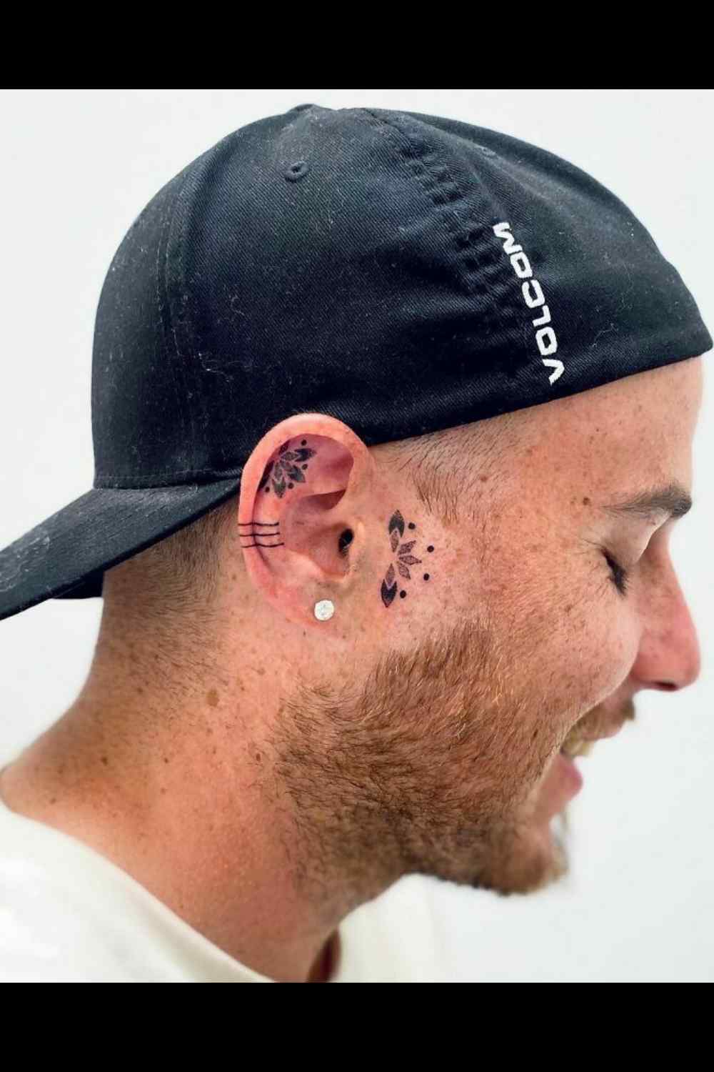 tatuajes en el oído