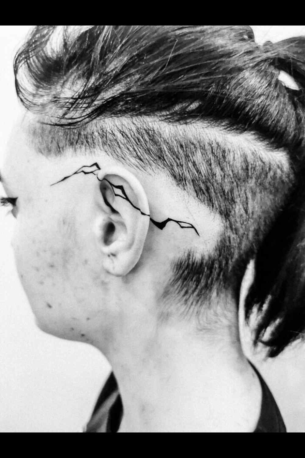 tatuajes en el oído