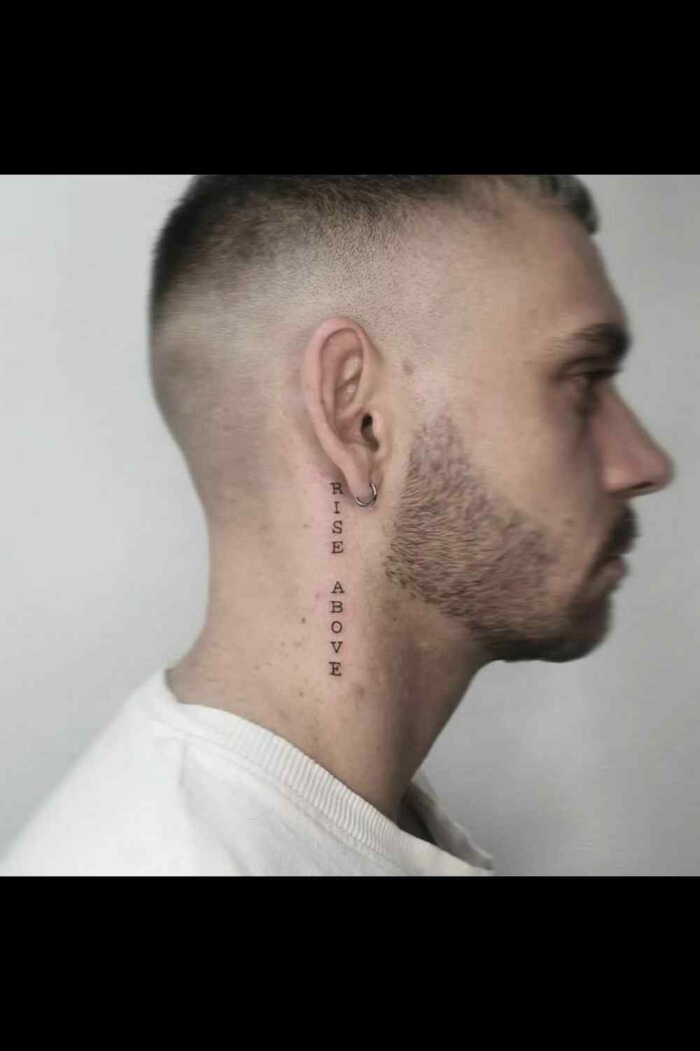 tatuajes en el oído