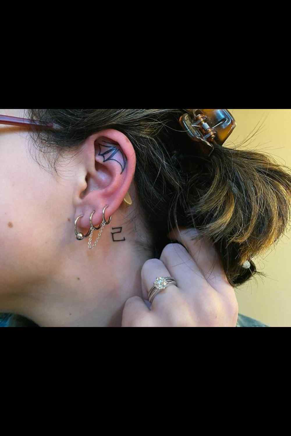 tatuajes en el oído